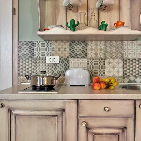 Old Romanitic 1 With Free Private Parking *