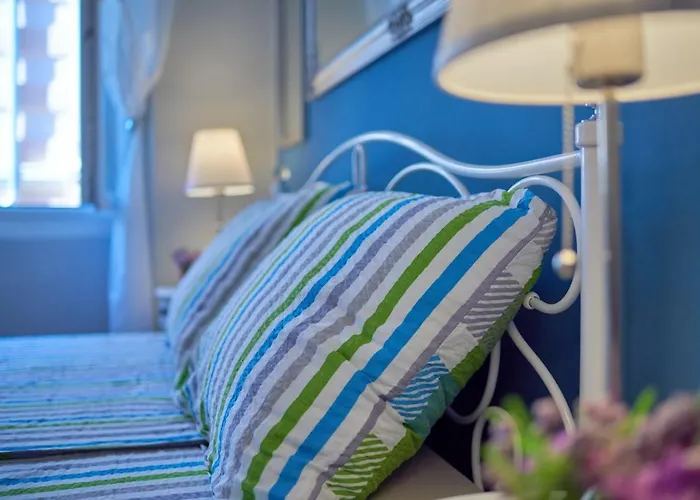 Old Romanitic 1 With Free Private Parking *