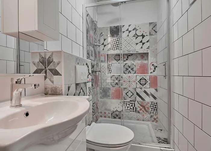 Old Romanitic 1 With Free Private Parking Pula