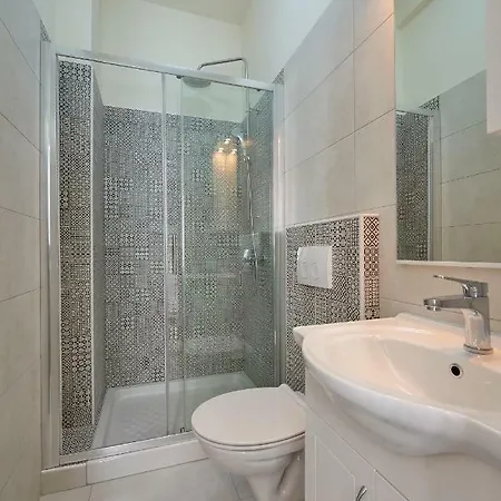 Apartamento Old Romanitic 1 With Free Private Parking