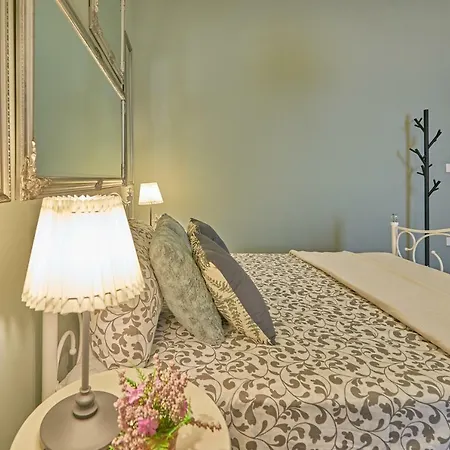 Apartamento Old Romanitic 1 With Free Private Parking